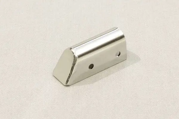 Ändbeslag relingslist 18mm