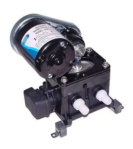 Par tryckvattenpump remdriven