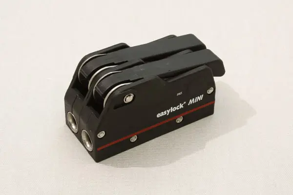 Easylock Mini dubbel svart avlastare