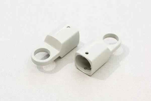 Kapellbeslag plast fp=2st