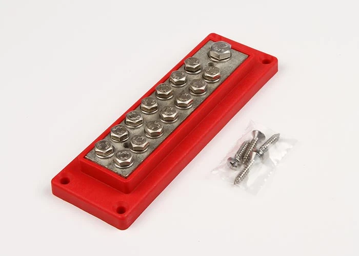Kopplingsplint14xM6+1xM8 röd